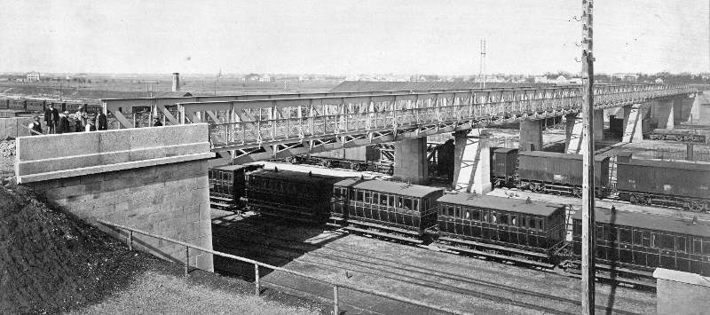 Bild Abb. 3. Herbststraßenbrücke, unmittelbar vor Fertigstellung, 1870